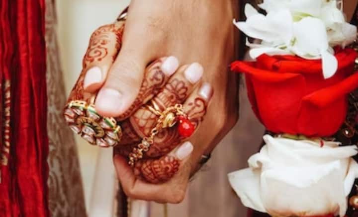 Marriage Act in India: আইনি বিচ্ছেদ ছাড়াই অনেক সময় ছাড়াছাড়ি হয়ে যায় স্বামী-স্ত্রীর। সেক্ষেত্রে দ্বিতীয় বিয়েতে কী শর্ত প্রযোজ্য?