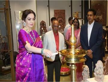 Reliance Retail ਨੇ ਖੋਲ੍ਹਿਆ ਪਹਿਲਾ Swadesh Store, ਕਾਰੀਗਰਾਂ ਤੇ Craftsmen ਨੂੰ ਮਿਲੇਗੀ ਵੱਡੀ ਮਦਦ