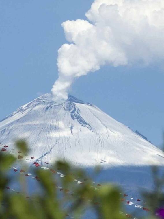 दुनिया का सबसे नया आईलैंड, जानें कहां बना?