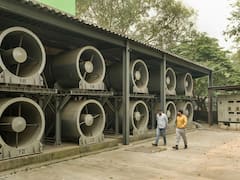 Delhi Pollution: Connaught Place's Smog Tower Back In Action Following Repairs. IN PICS
