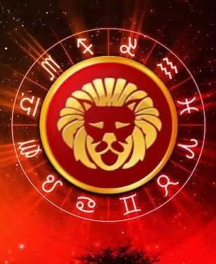 સિંહઃ- શનિ મહારાજ આખા વર્ષ દરમિયાન તમારા સાતમા ભાવમાં રહેશે જેના કારણે તમારું લગ્નજીવન સુખી રહેશે. આવતા વર્ષે તમારું વ્યક્તિત્વ સુધરશે. તમે મજબૂત વ્યક્તિત્વના માલિક બનશો. આ ઉપરાંત, તમારા વ્યવસાયમાં પણ કાયમી વિકાસની તકો રહેશે. જો તમે ઇચ્છો તો તમે તમારા વ્યવસાયનો વિસ્તાર પણ કરી શકો છો. આ વર્ષે તમને લાંબી મુસાફરી કરવાની તક મળશે. તમને વિદેશ જવાની તક પણ મળી શકે છે.