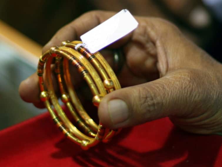 Dhanteras 2023 Puja Muhurat Vidhi Mantra Dhantrayodashi Gold Buying Time Dhanteras 2023: Puja Muhurat, Vidhi, Gold Buying Time And All You Need To Know