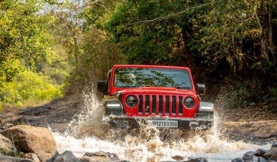 Mahindra Thar 5 door variants