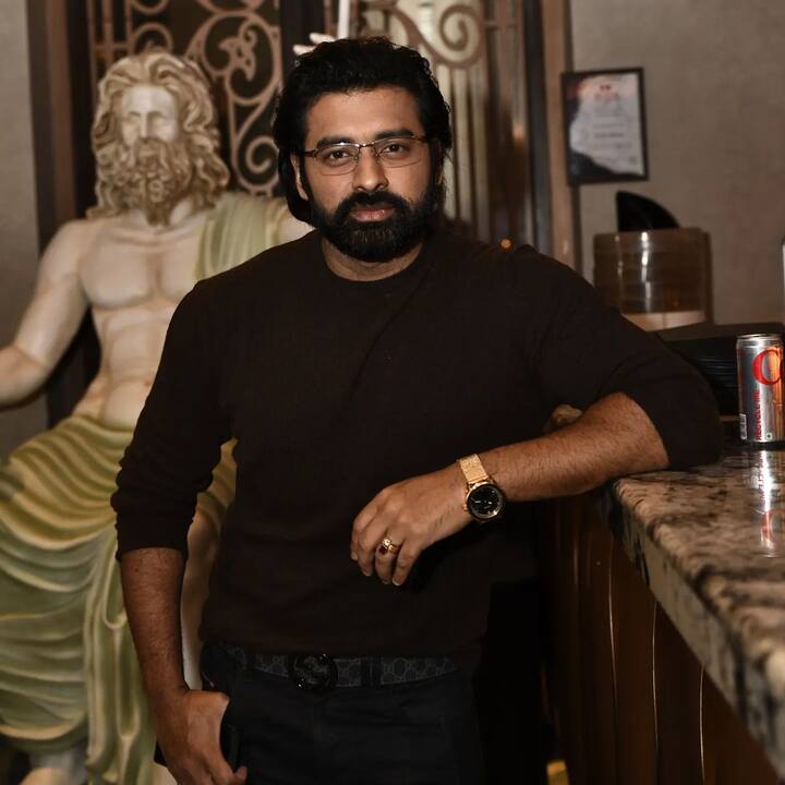 এবিপি লাইভের সঙ্গে কথা বলতে গিয়ে অঙ্কুশ বলেন, 'বাংলা থ্রিলারের দ্বিতীয়ভাগ কবে আসবে, সেই নিয়ে এত প্রত্যাশা, এত প্রশ্ন এর আগে দেখিনি। ছবির চিত্রনাট্য তৈরি হয়নি এখনও, তবে 'রক্তবীজ'-এর সিক্যুয়ালের পরিকল্পনা নেই এমনটা নয়।'