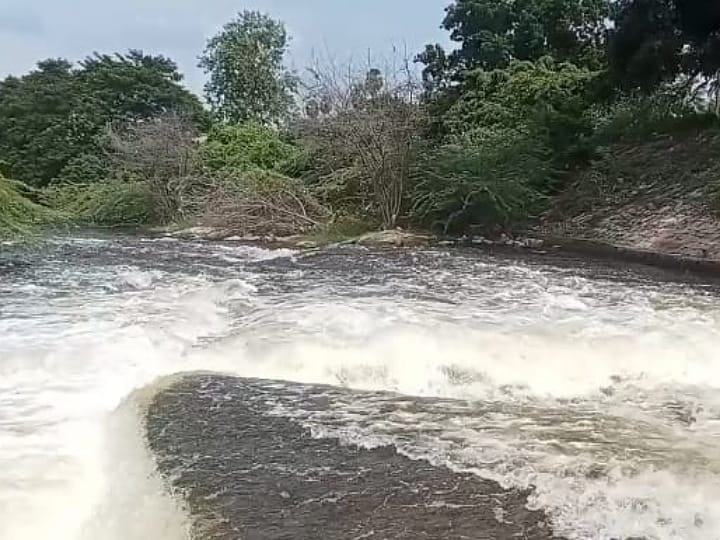 கரூரில் மழை நீருடன் கலந்து வரும் கழிவு நீர் - காவிரி ஆற்றில் ஏற்படும் மாசு