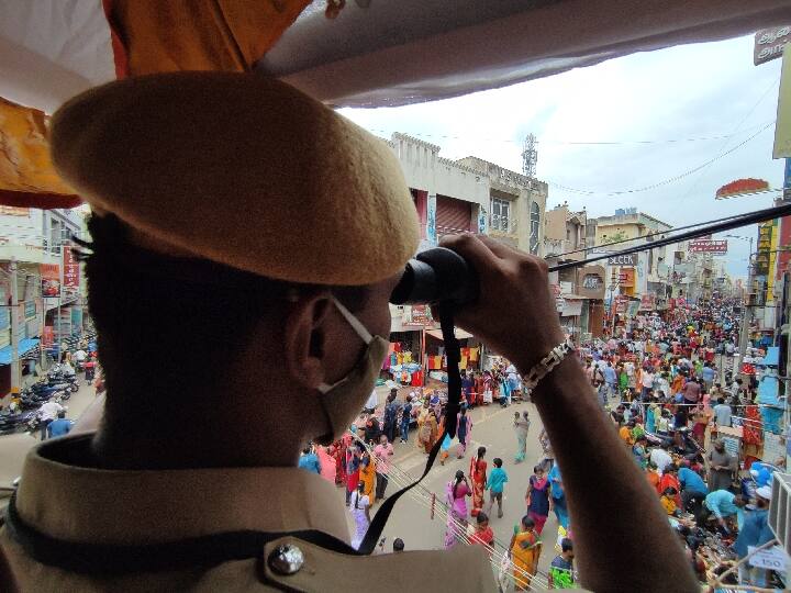 Heavy police security in Salem metropolitan areas ahead of Diwali festival. Diwali 2023:தீபாவளி பண்டிகையை முன்னிட்டு சேலம் மாநகர பகுதிகளில் பலத்த போலீஸ் பாதுகாப்பு..