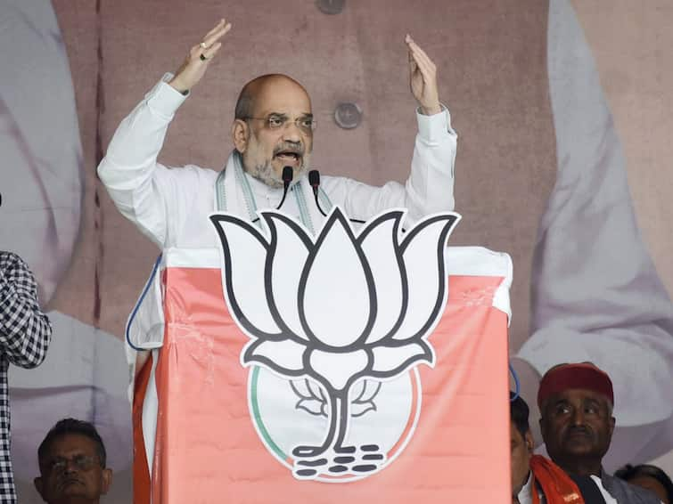 Chhattisgarh Assembly Election 2023 Naxalism Will Be Eliminated In 5 Years BJP Power Amit Shah Chhattisgarh Polls: Amit Shah Vows To End Naxalism In 5 Years, Hits Out At Congress Over 'Forced Conversions'