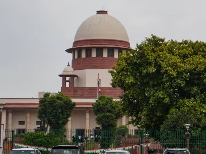 odd even in delhi Arvind kejriwal government in supreme court reason files affidavits Supreme Court: ऑड-ईवन से कैसे घटेगा पॉल्यूशन? SC में हलफनामा दाखिल कर दिल्ली सरकार ने दिया जवाब