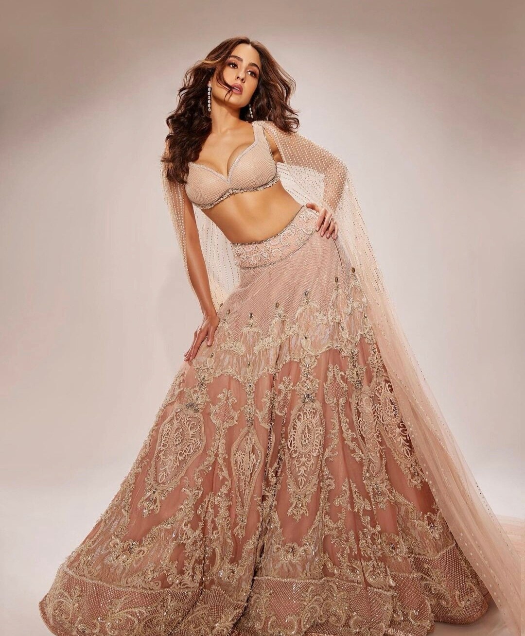 Wedding Fashion Latest Lehenga Collection For Wedding Season Inspired By  Shanaya Kapoor - Amar Ujala Hindi News Live - Wedding Fashion:लड़कियों के  लिए परफेक्ट हैं शनाया कपूर के ये लहंगे, आप भी