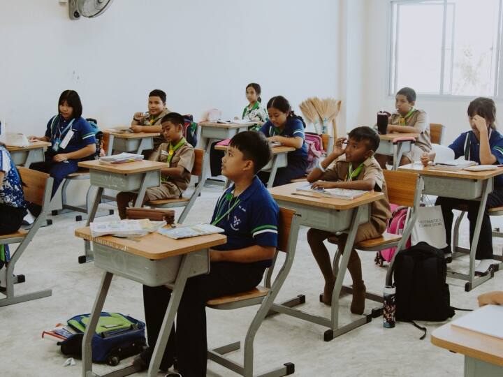 emotional ai in personalised education know importance आर्टिफिशियल इंटेलिजेंस के साथ शिक्षा में बदलाव, जान सकेंगे बच्चों की दिमागी स्थिति