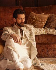 Bollywood Kissa: जब दीपिका के लिए गुलाब लिए तीन घंटे तक खड़े रहे थे नील नीतिन मुकेश, जानिए क्या थी वजह