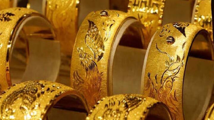 ২২ ক্যারেট সোনা গয়না তৈরিতে কাজে লাগে। এই সোনা যদি বিক্রি করেন কেউ, তাহলে ১ গ্রামের জন্য দাম পাবেন ৫৪৮২ টাকা।