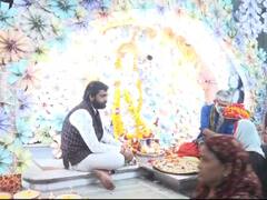 IN Pics: धनतेरस पर कानपुर में आकर्षण का केंद्र बना मां वैभव लक्ष्मी मंदिर, पैसों से हुई सजावट