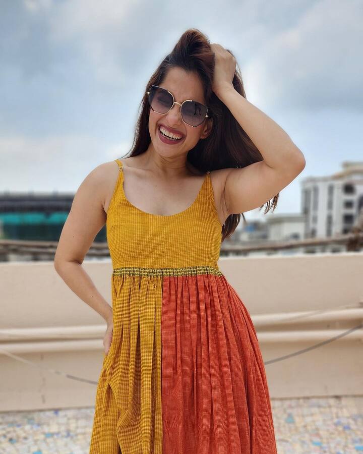 प्रियानं शुभंकरोती, अधुरी एक कहानी आणि दामिनी या मालिकांमध्ये देखील काम केले आहे. सिटी ऑफ ड्रिम्स या वेब सीरिजमधील प्रियाच्या अभिनयाला प्रेक्षकांची पसंती मिळाली.