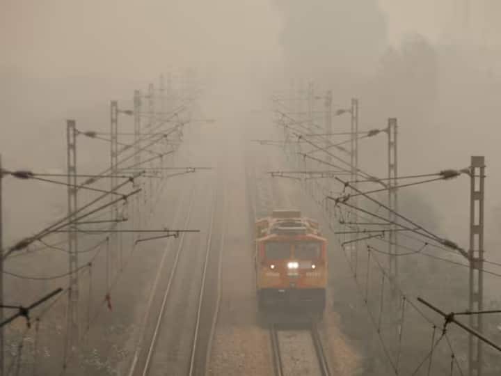 Rajasthan Pollution: दिल्ली-NCR में बारिश से राहत लेकिन राजस्थान में अब भी जहरीली है हवा, बचाव के लिए ये है एडवायजरी Rajasthan Air Pollution Advisory issued to prevent Health department on alert mode ANN Rajasthan Pollution: दिल्ली-NCR में बारिश से राहत लेकिन राजस्थान में अब भी जहरीली है हवा, बचाव के लिए ये है एडवायजरी