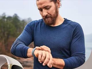 Fitness Bands : 'असे' 5 फिटनेस बँड जे तुमच्या आरोग्याची आणि लूकची पूर्ण काळजी घेतील; पाहा सर्वोत्तम पर्याय