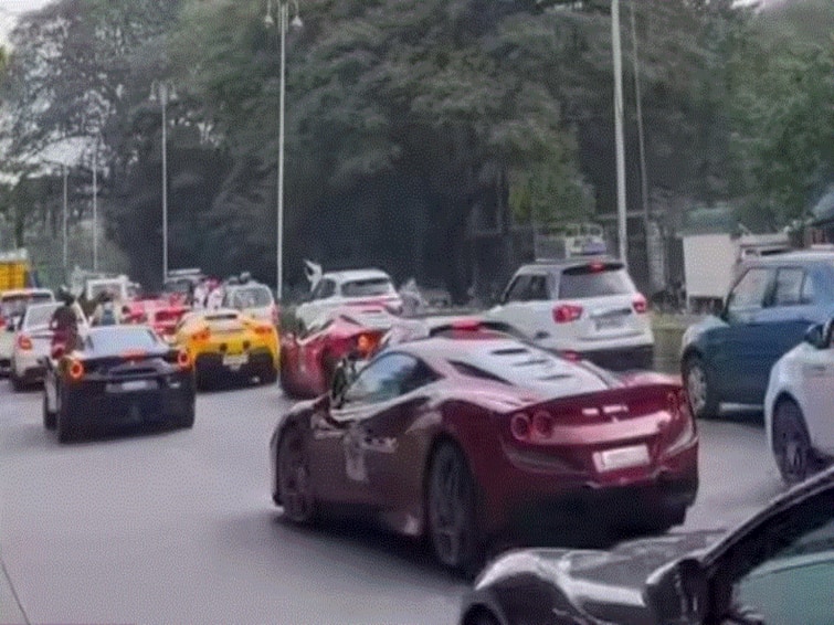 Fleet Of Ferraris Gets Stuck In Bengaluru Traffic, Video Goes Viral Fleet Of Ferraris Gets Stuck In Bengaluru Traffic, Video Goes Viral