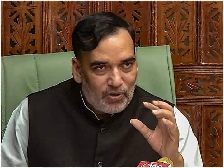 दिल्ली के पर्यावरण मंत्री गोपाल राय ने शुक्रवार को कहा कि अब ऑड-ईवन स्कीम को 13 से 20 नवंबर के बीच लागू नहीं किया जाएगा क्योंकि बारिश के कारण दिल्ली की वायु गुणवत्ता में सुधार हुआ है.