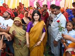 MP Election 2023: मध्य प्रदेश पहुंचीं डिंपल यादव ने प्रचार में दिखाया दम, सपा सांसद की सभा में उमड़ी भीड़, देखें तस्वीरें