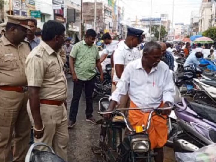 தீபாவளியை ஒட்டி கரூர் முக்கிய வீதிகளில்  மாவட்ட எஸ்.பி. ஆய்வு