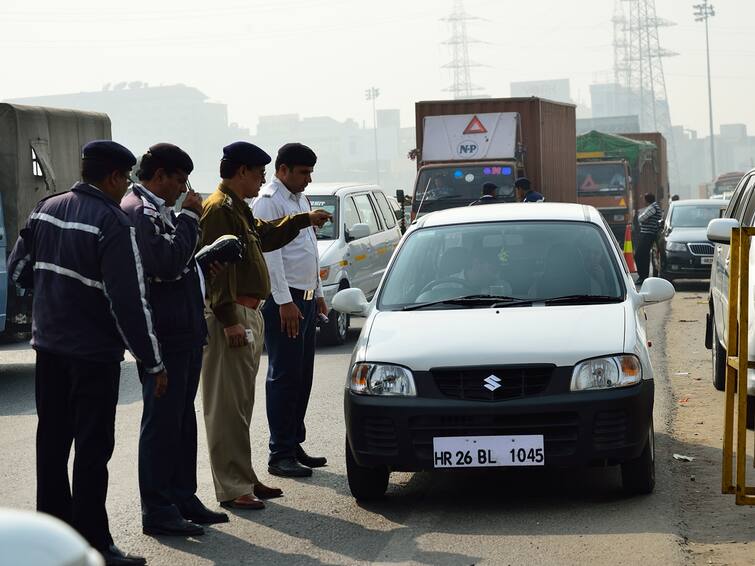 Delhi Pollution: Supreme Court AQI Today Odd-Even Scheme Centre Kejriwal government Delhi Rain 'Don't Blame Court After Failing To Perform': SC Pulls Up Delhi Govt On AQI, Orders Complete Ban On Farm Fires