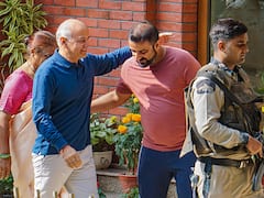 Watch: Manish Sisodia Arrives From Jail To Meet Ailing Wife