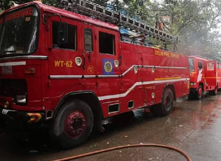 Fire brigade security preparations complete on Diwali fire fighters to remain alert at 92 places in Delhi ann Diwali 2023: दीपावाली पर फायर ब्रिगेड की सुरक्षा तैयारी पूरी, Delhi के 92 जगहों पर फायर फाइटर्स को सतर्क रहने के निर्देश 
