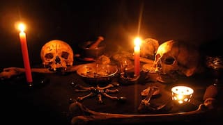 Aghori: અઘોરીની શું છે સાચી  ઓળખ,  જાણો કેવી રીતે તંત્ર વિદ્યા માટે કરે છે સાધાના