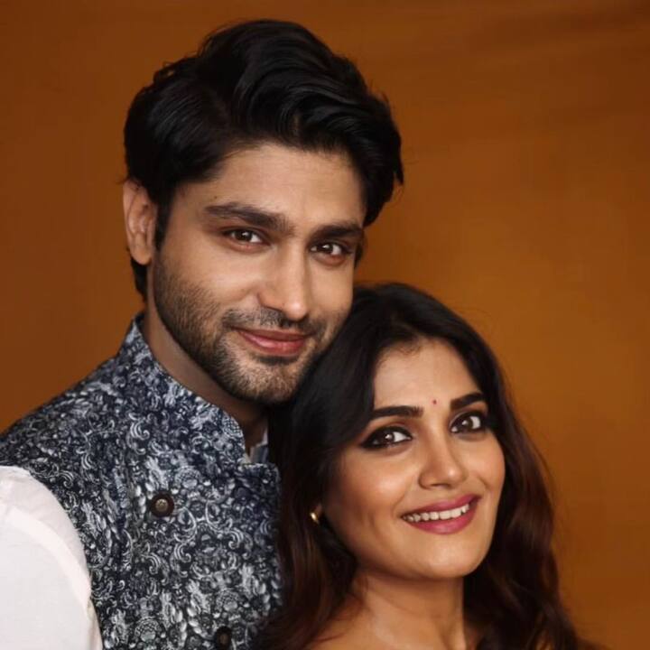 अभिनेत्री ईशा केसकरचा आज वाढदिवस आहे. अनेक लोक सोशल मीडियाच्या माध्यमातून ईशाला वाढदिवसाच्या शुभेच्छा देत आहेत.