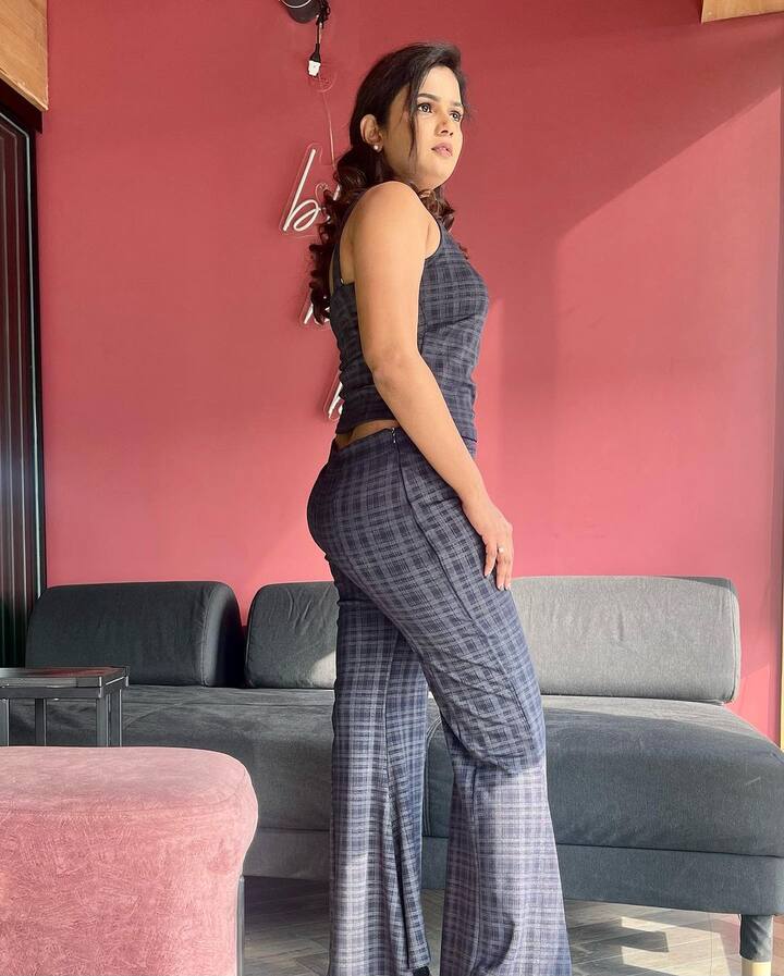 అరియానా గ్లోరీ అందమైన ఫోటోలు (Image credit: Ariyana Glory/instagram)