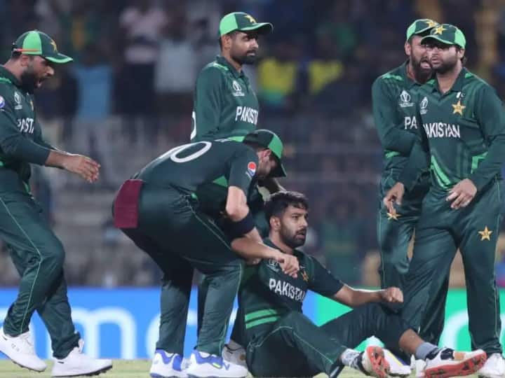 Meme fest begins as Babar Azam & Co exit Cricket World Cup PAK vs ENG sports news PAK vs ENG: 'बॉय-बॉय पाकिस्तान'... वर्ल्ड कप से पाक टीम के बाहर होने पर सोशल मीडिया पर आई मीम्स की बाढ़