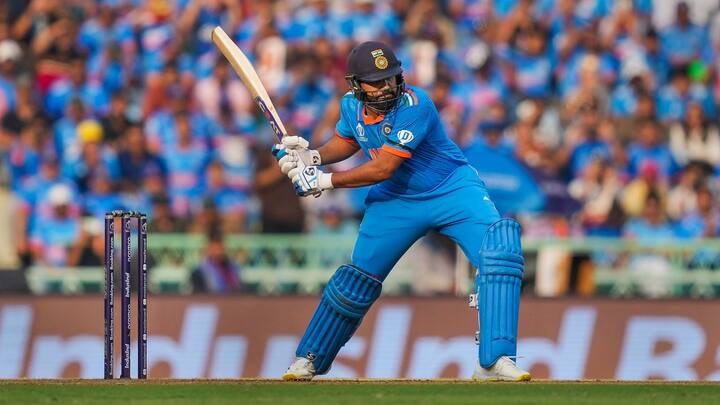 রোহিত এই বছর ২৪টি ওয়ান ডে ম্যাচে ৫৮টি ছয় মেরেছেন। ডাচদের বিরুদ্ধে আর একটি ছয় মারলেই, এক বছরে এককভাবে ওয়ান ডেতে সর্বাধিক ছয় মারার রেকর্ড নিজের নামে করবেন রোহিত। পিছনে ফেলবেন এবি ডি ভিলিয়ার্সকে।