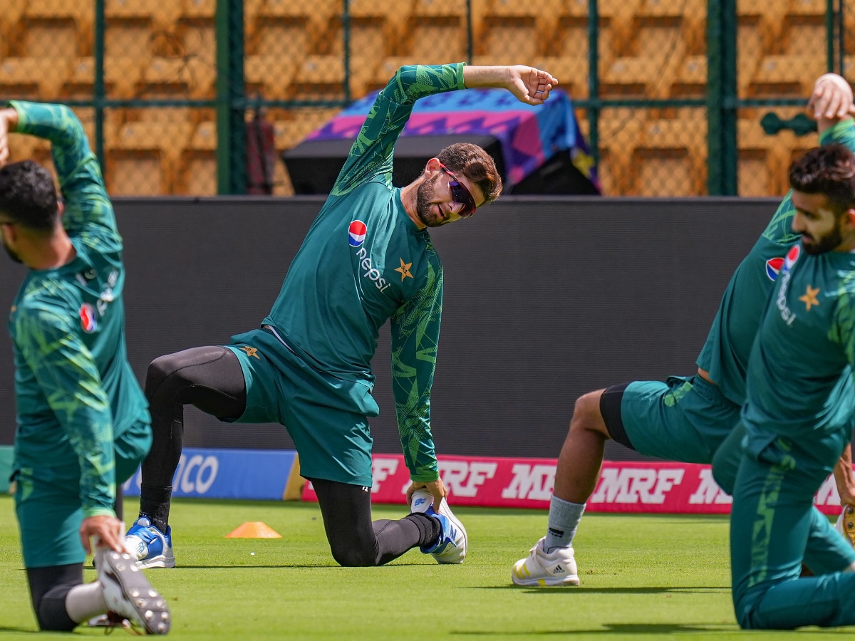Pakistan vs England Cricket World Cup Head to Head with Record Pitch Report Live Weather Forecast