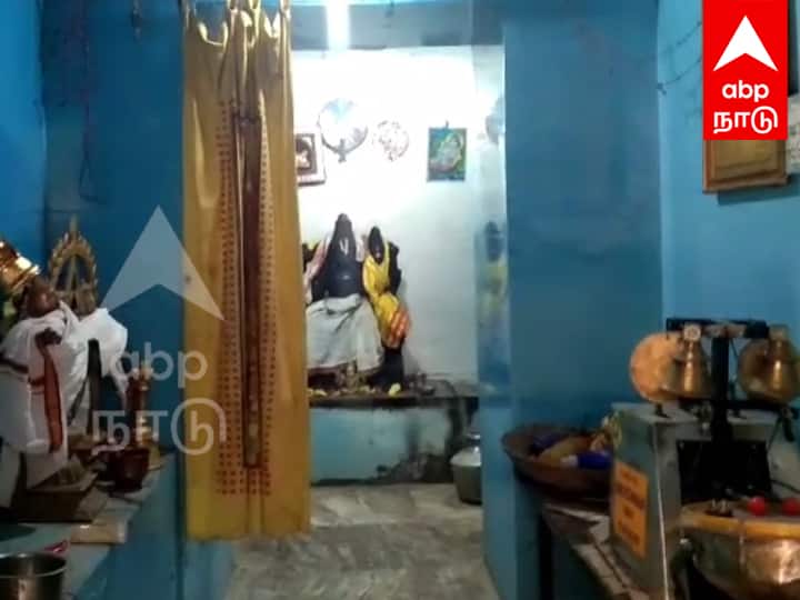 Villupuram Three idols stolen from 80-year-old Lakshmi Narayanaperumal temple விழுப்புரம் : 80 ஆண்டுகள் பழமைவாய்ந்த லட்சுமி நாராயணப்பெருமாள் கோவிலில் ஐம்பொன் சிலைகள் திருட்டு