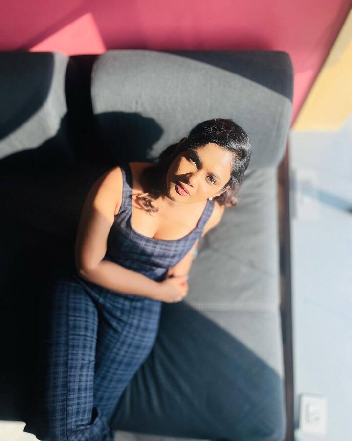 అరియానా గ్లోరీ అందమైన ఫోటోలు (Image credit: Ariyana Glory/instagram)