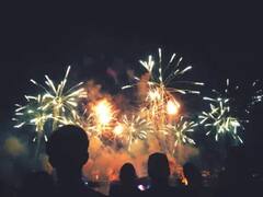 दिवाली पर किसी भी तरह की दुर्घटना या जलने पर सबसे पहले करना है आपको ये काम, डॉक्टरों ने बताया