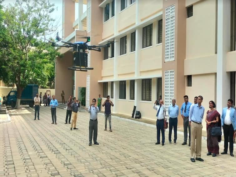 Thanjavur Shastra University  9 new inventions launched TNN தஞ்சாவூர் சாஸ்த்ரா பல்கலைக்கழகத்தில் 9 புதிய கண்டுபிடிப்புகள் அறிமுகப்படுத்தும் நிகழ்ச்சி
