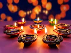 Diwali 2023: આ વિધિ સાથે કરી દિવાળીમાં લક્ષ્મી પૂજન, જાણો પૂજા મુહૂર્ત અને ખાસ મંત્ર 