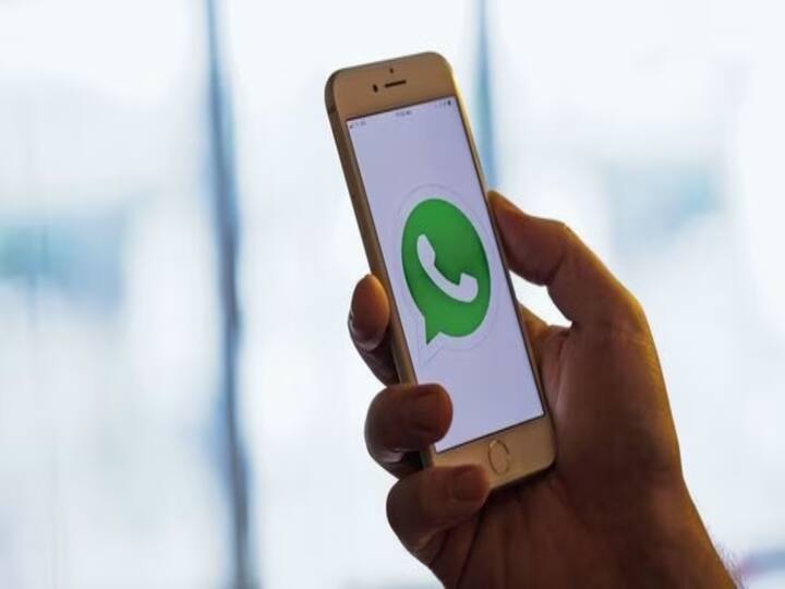 WhatsApp rolls out Protect IP address in calls feature Here how to enable it Whatsapp Feature: வாட்ஸ் அப்பில் அடுத்த அதிரடி! இனி யாராலையும் உங்க Location-ஐ பார்க்க முடியாது...எப்படி தெரியுமா?