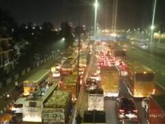 छठ पूजा के कारण नोएडा के इन रास्तों पर जाने से आज बचें, जानें- कहां-कहां है ट्रैफिक डायवर्जन