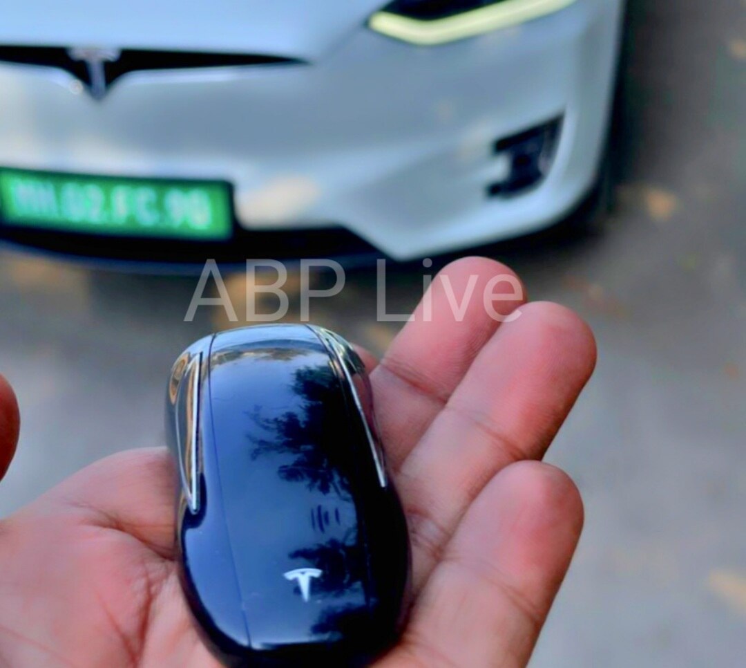 Tesla Model X Review: தீபாவளி டமாகா.. வியப்பில் ஆழ்த்தும் டெஸ்லா மாடல் எக்ஸ் கார்.. ஒரு பார்வை