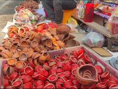 In Pics: दीपावली के त्योहार से गायब होने लगे दीप, जानें- पर्यावरण विशेषज्ञ ने क्या कहा?