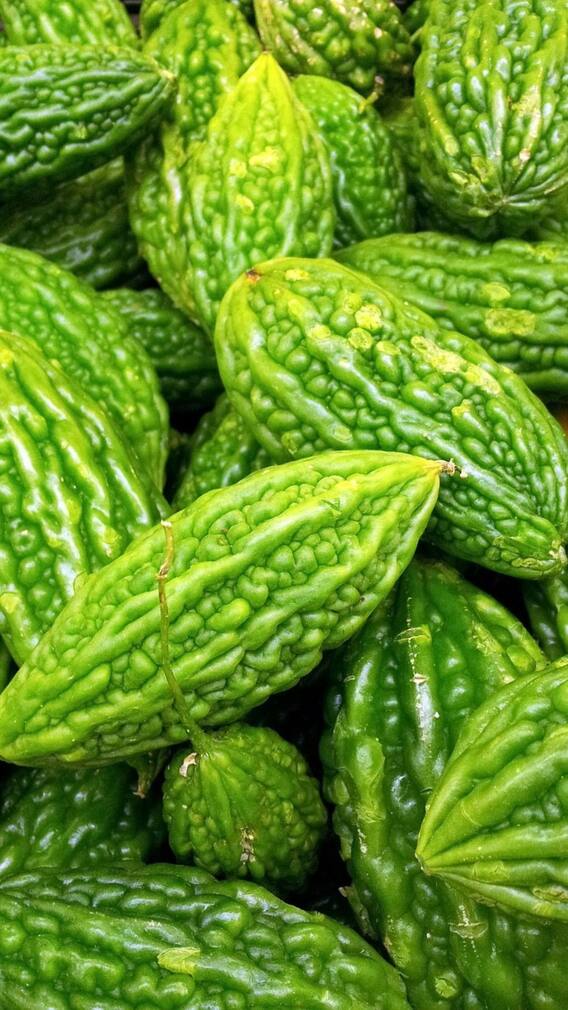 তেতো হলেও গুণে সমৃদ্ধ করলা