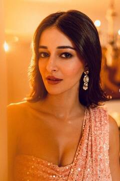 Ananya Panday: ਅਨੰਨਿਆ ਪਾਂਡੇ ਦੀ ਦੀਵਾਲੀ ਲੁੱਕ ਹੋਈ ਵਾਇਰਲ, ਖੂਬਸੂਰਤ ਤਸਵੀਰਾਂ ਦੇਖ ਦੀਵਾਨੇ ਹੋਏ ਪ੍ਰਸ਼ੰਸਕ