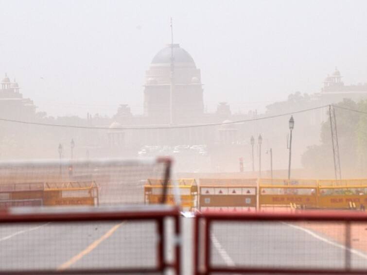 Delhi Air Pollution Relief From Rain Continues For Capital On Diwali But AQI Still Poor AQI Smog Delhi Pollution: Relief From Rain Continues For Capital On Diwali But AQI Still 'Poor'