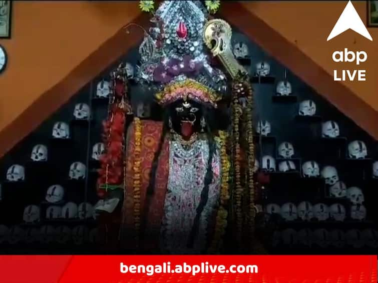 Kali Puja 2023 Get To Know About Temple In Mandir Bazar Of South 24 Parganas Where Kali Ma Is Worshipped Kali Puja 2023:শ্মশানচিতা জ্বলার পর আদি গঙ্গার মাটি ও জল দিয়ে শুরু হয় মন্দিরবাজারের শতক পুরনো পুজো