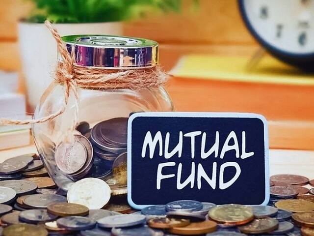 Mid-Small Cap Funds: रिटेल इन्वेस्टर्स के लिए क्यों बेहतर माने जाते हैं मिड और स्मॉल कैप फंड? ये हैं प्रमुख वजहें