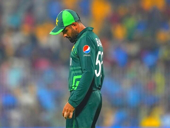 Babar Azam cataincy issue after Pakistan World Cup 2023 Early Exit PCB Update Babar Azam Captaincy: वर्ल्ड कप में पाकिस्तान के खराब प्रदर्शन के बाद कप्तानी छोड़ेंगे बाबर? PCB से आया बड़ा अपडेट