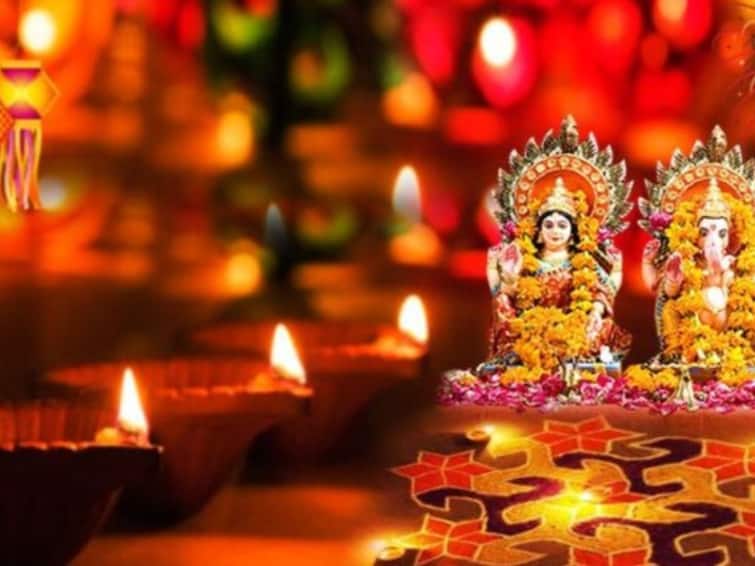 Diwali 2023 marathi news Auspicious timings for worship at home and office on auspicious timing of Diwali know from astrologers  Diwali 2023 : दिवाळीत लक्ष्मी पूजनाची सर्वोत्तम वेळ, घर, ऑफिसमधील पूजेचा शुभ मुहूर्त, ज्योतिषींकडून जाणून घ्या