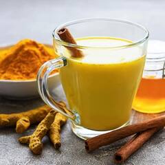 ਕਿਤੇ ਤੁਸੀਂ ਵੀ ਤਾਂ ਨਹੀਂ ਪੀਂਦੇ ਹਲਦੀ ਵਾਲਾ ਦੁੱਧ?